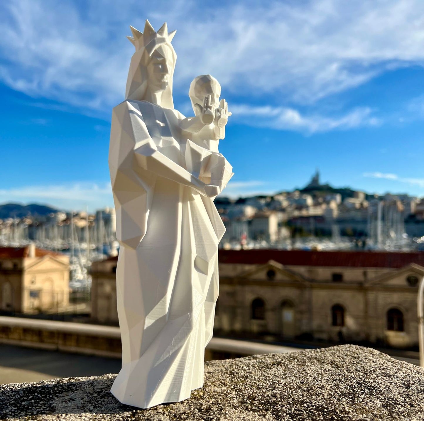 Statue Notre Dame de La Garde vs Jul Origami