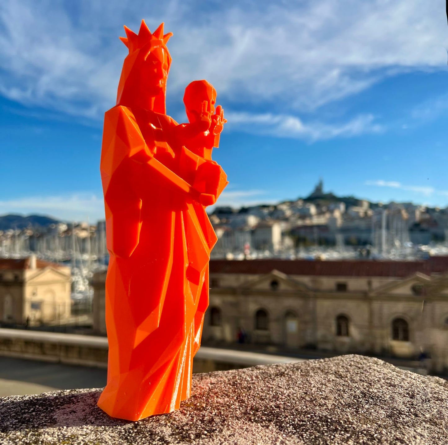Statue Notre Dame de La Garde vs Jul Origami